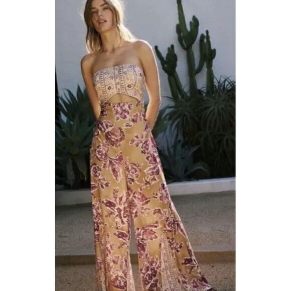 NWT FREE PEOPLE Sz XL JULIET JUMPSUIT SILKY PRINTED CUTOUT ONE PIECE - Picture 1 of 2